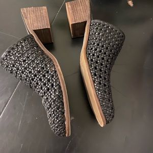 Brand new dolce vita block heel mule